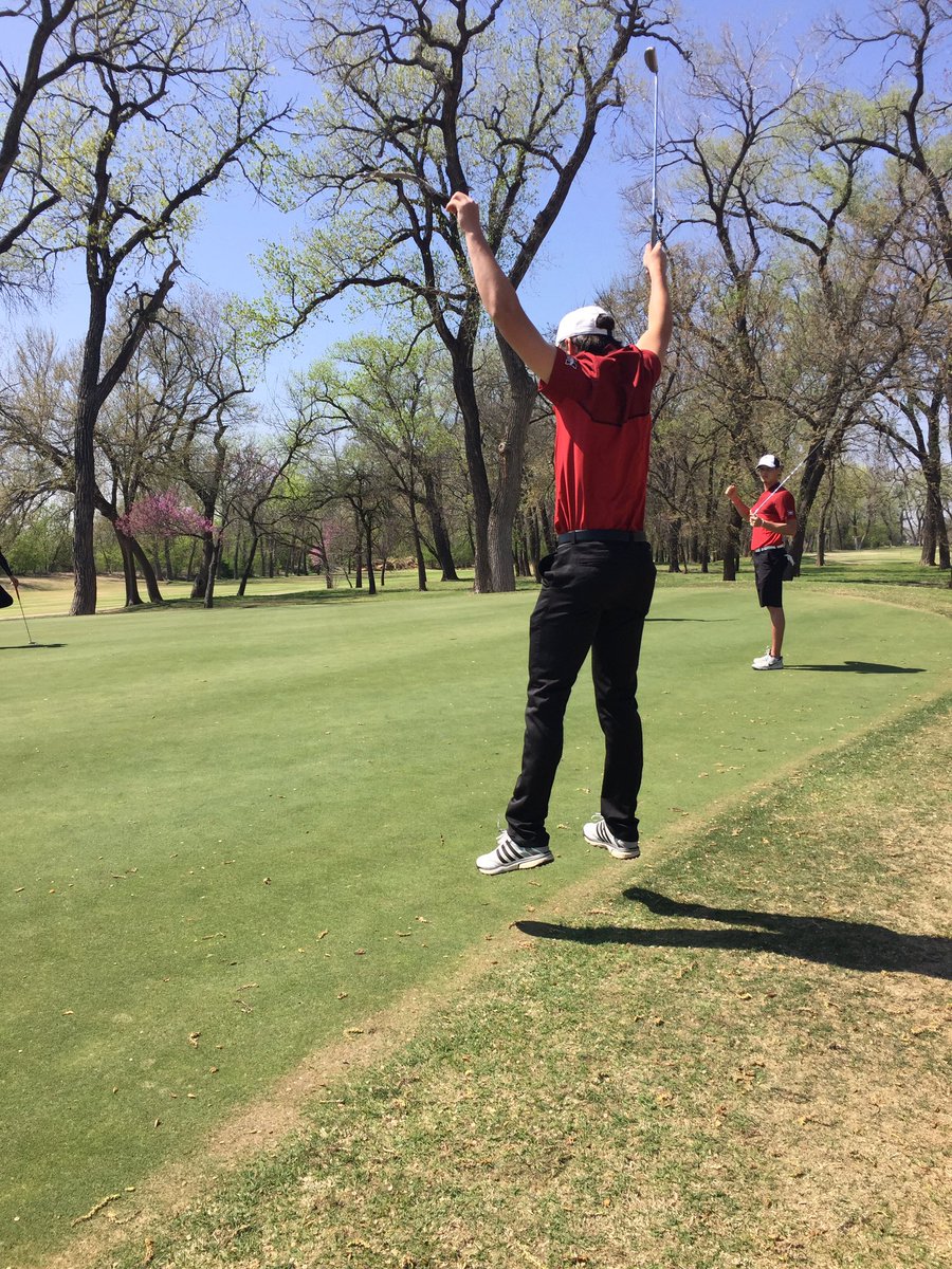 haden_white's tweet photo. Happy 47th to the 🐐. #philjump @MickelsonHat https://t.co/uP5WjLH6mF
