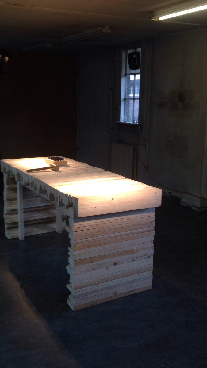 RikkoVb's tweet photo. De @PopUpKerk installeert biechttafel @eventbackfire. https://t.co/lw2kqnHs0f