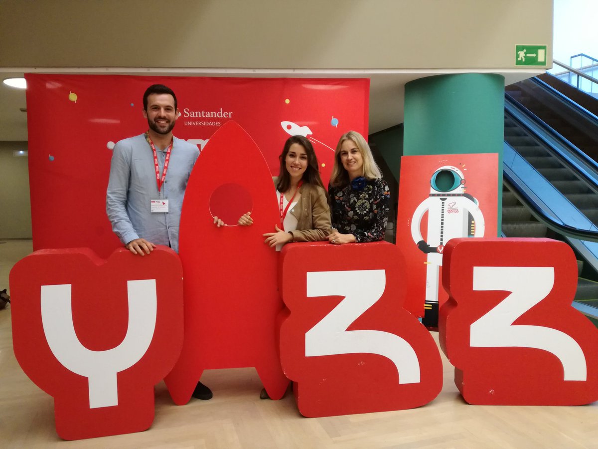 AnuskaSerna's tweet photo. #yuzzday2017 zorionak a borja cembrero y su proyecto naiz bespoke https://t.co/GlAutLgEkN