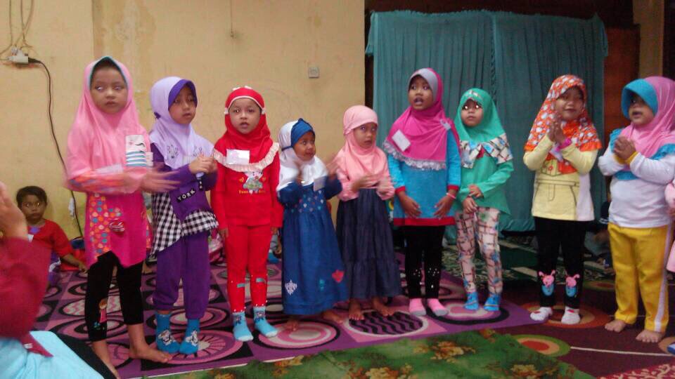 rya_cha tweet picture