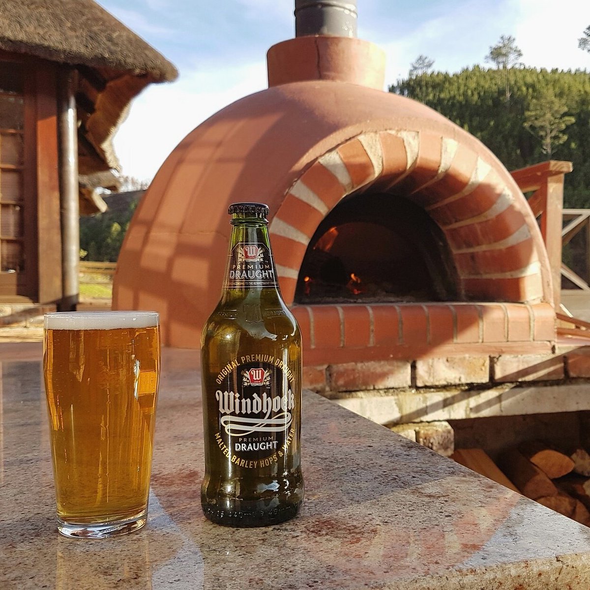 Treat your dad to a riverside lunch this Sunday - we'll be serving ice cold beers and woodfired pizzas!