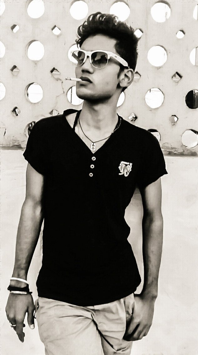 TheRealThakur's tweet photo. #caption #this #shoot_life #Modeling #piccourtesy @deeputhakur98 https://t.co/NoGLW2Zes0
