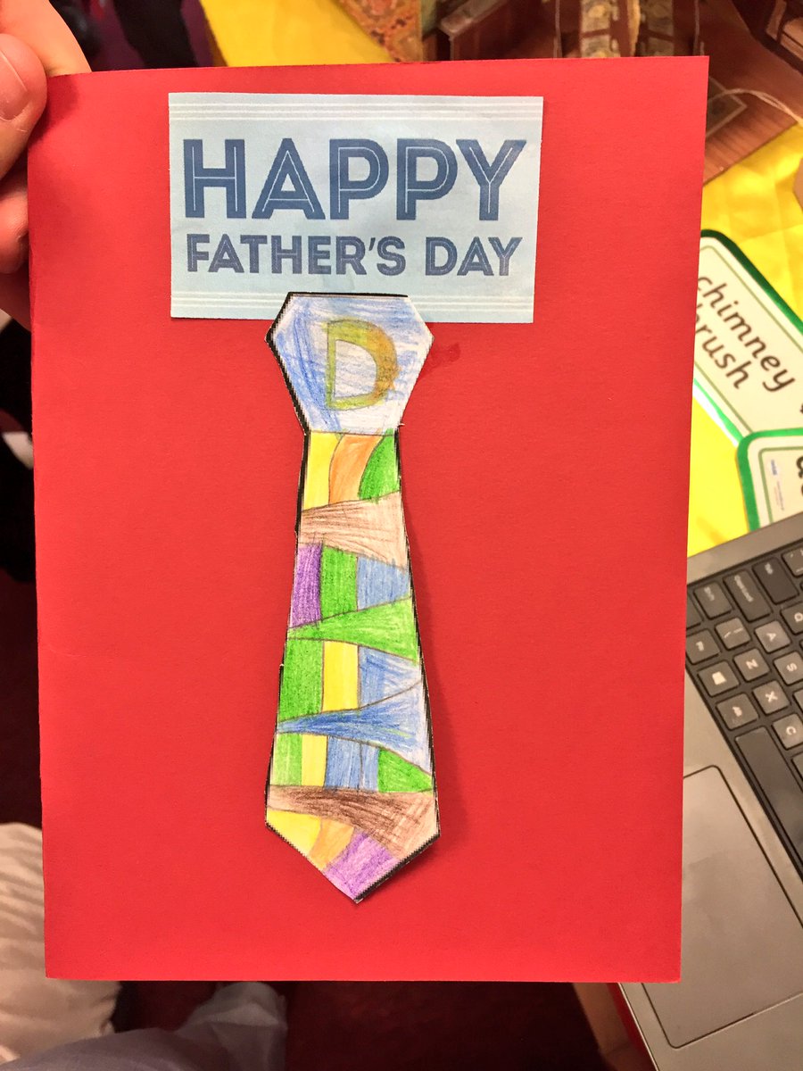 KincraigY4's tweet photo. Finally before Mr Bracegirdle stops bulk tweeting for the weekend, look atjist some of our fantastic Father's Day cards! #BusyFirstWeekBack😴 https://t.co/jX65aBZglO