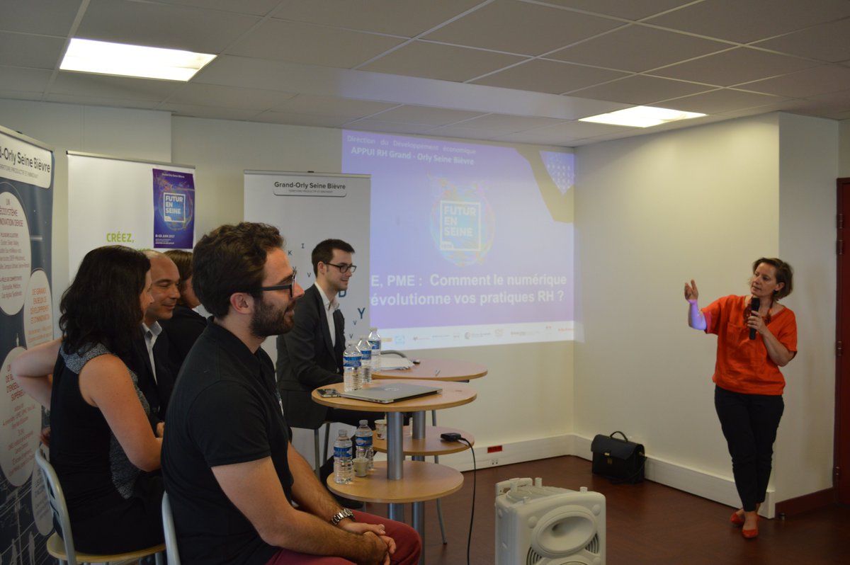 Plateforme_RH's tweet photo. #appuiRHGOSB  #FENS2017 : le #numerique révolutionne fonction #RH #TPE #PME : #innovation #digital #recrutement #formation pour + d'emplois https://t.co/Ww3AoEzzna