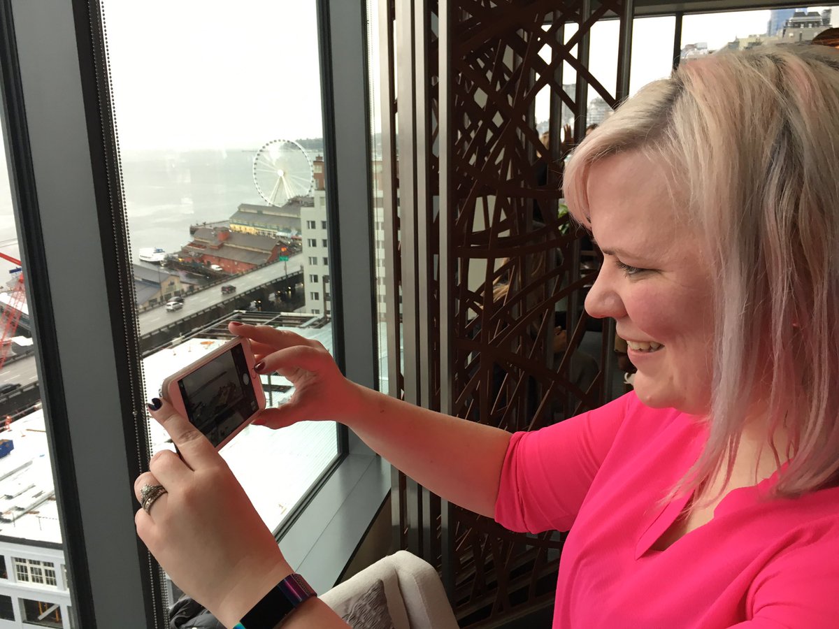 Who's gonna #crushit today? This one. <a href="/amywriedel/">Amy Riedel</a> #startuplaw #creativecounsel #badassery