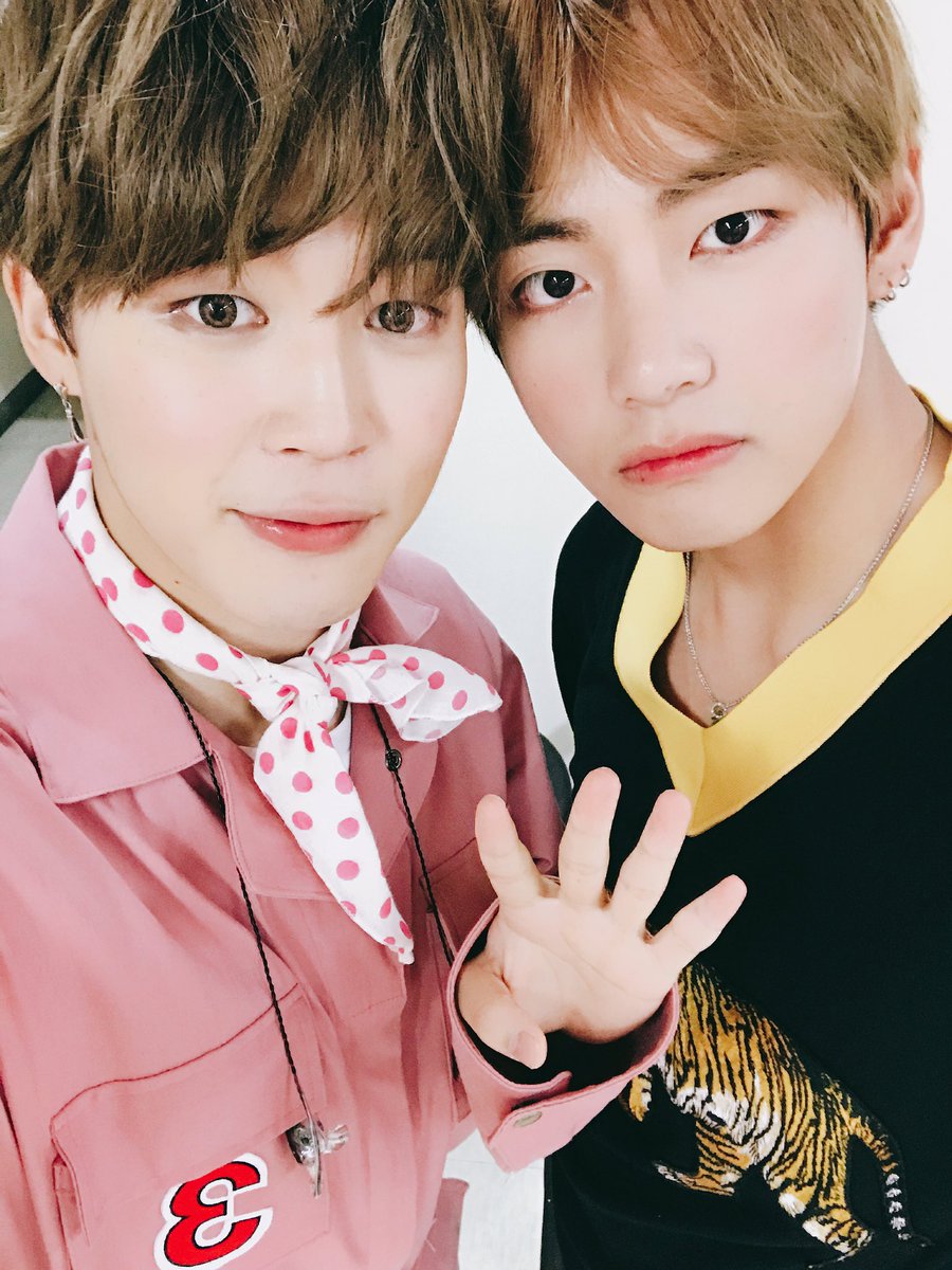 btsaestethic's tweet photo. • Vmin • 뷔민 https://t.co/Zj9f5UfxJd