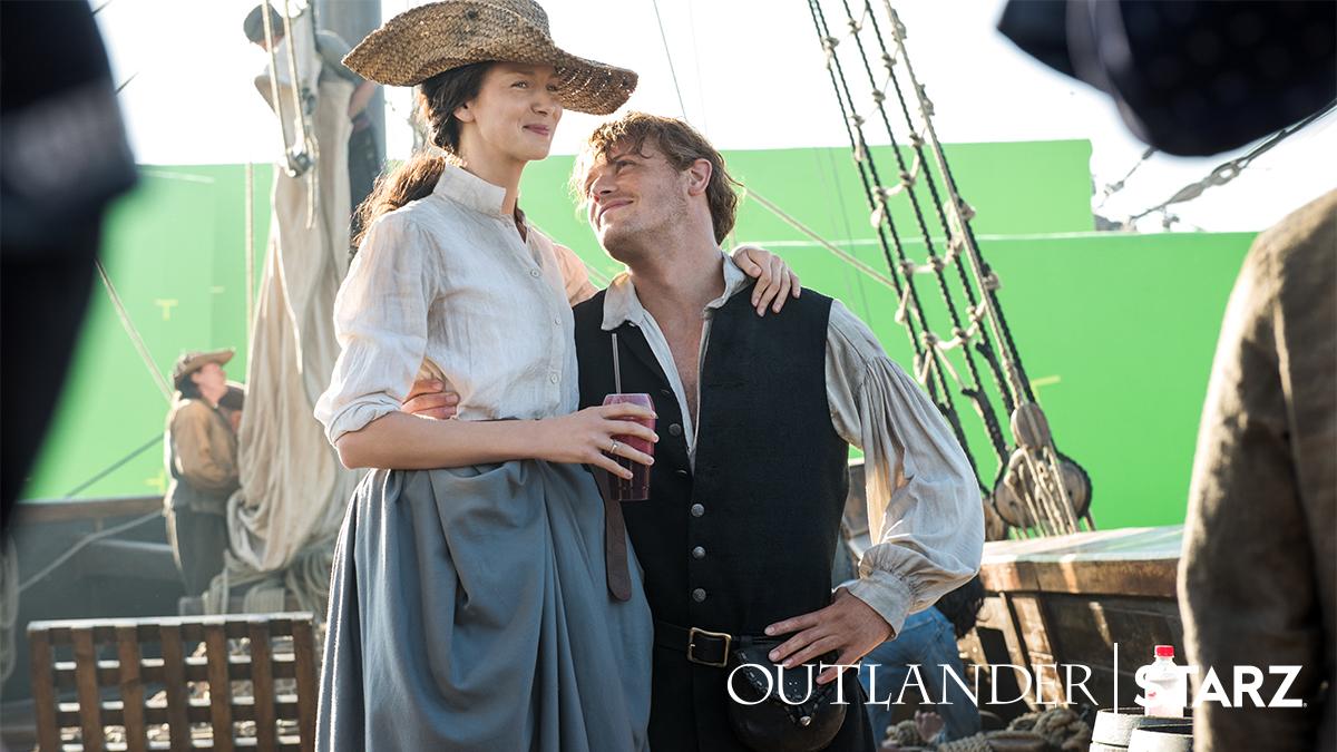 Outlander_STARZ's tweet photo. Filming on Season 3 wrapped today! We can't wait to see what @caitrionambalfe, @SamHeughan, and the entire crew have in store for September. https://t.co/05C8OUUP7k