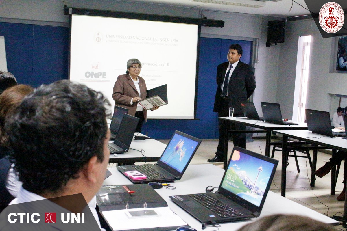 CticUni's tweet image. ✌️ Ya iniciamos el curso de capacitación “#ProgramaciónEnR” dirigido a los trabajadores de la @ONPE_oficial. 👨💻👩💻