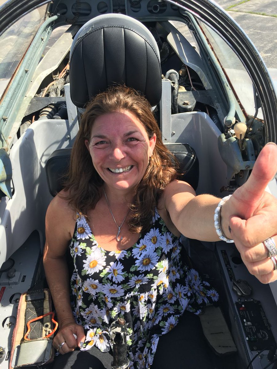 acmwarbirds's tweet photo. ACM fans! We're headed to Montreal on our way to Sherbrooke on Friday. Look for us in the skies
#acmadventures #bucketlist #jetrides #L29 https://t.co/hiwt5zGs5o