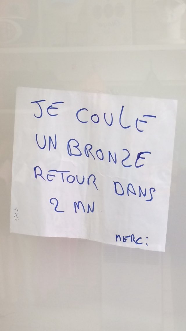 stanstfoy's tweet photo. #Bayonne #lecommerce #pause https://t.co/HgwynqKzbi