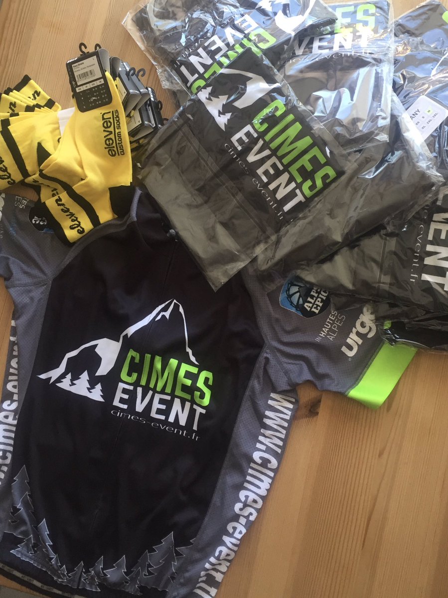 CimesEvent's tweet image. J-15 avant le départ de l'@alpsepic05 2017, réception des dotations Eleven pour l'équipe @CimesEvent 👍👍
#eleven #alpsepic #cimesevent