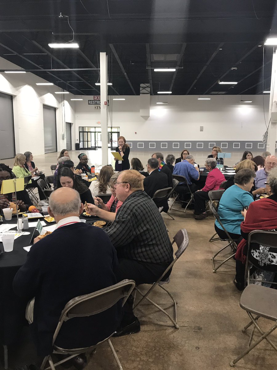 MFSAVoices's tweet photo. MFSA, @UrbanCommEPAUMC &amp; @umcjustice gather to discuss healthcare @epaumc! UM's believe healthcare is a human right! Raise your voices! https://t.co/gkMK1LRuY7