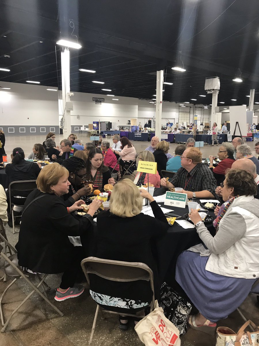 MFSAVoices's tweet photo. MFSA, @UrbanCommEPAUMC &amp; @umcjustice gather to discuss healthcare @epaumc! UM's believe healthcare is a human right! Raise your voices! https://t.co/gkMK1LRuY7