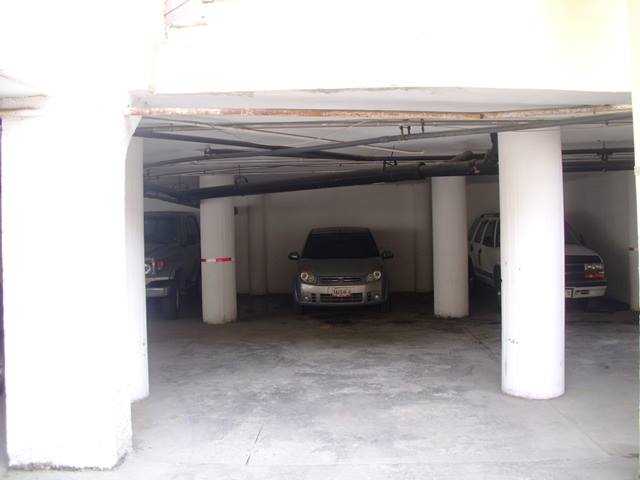 inmosoracar's tweet photo. Colinas de Bello Monte Apartamento de 30 mts2.
Un solo ambiente Vista a la Av. Principal, estacionamiento, Piso 3 Telefono 04142301915 https://t.co/ogpDbX6tqg