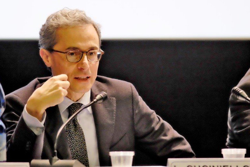 AnecWeb's tweet photo. @dariofrance @MiBACT Luigi Cuciniello, ANEC: decreti attuativi coerenti con la legge cinema su sale indipendenti: https://t.co/ttOwnFWPYH https://t.co/GXJ5YYm8xF