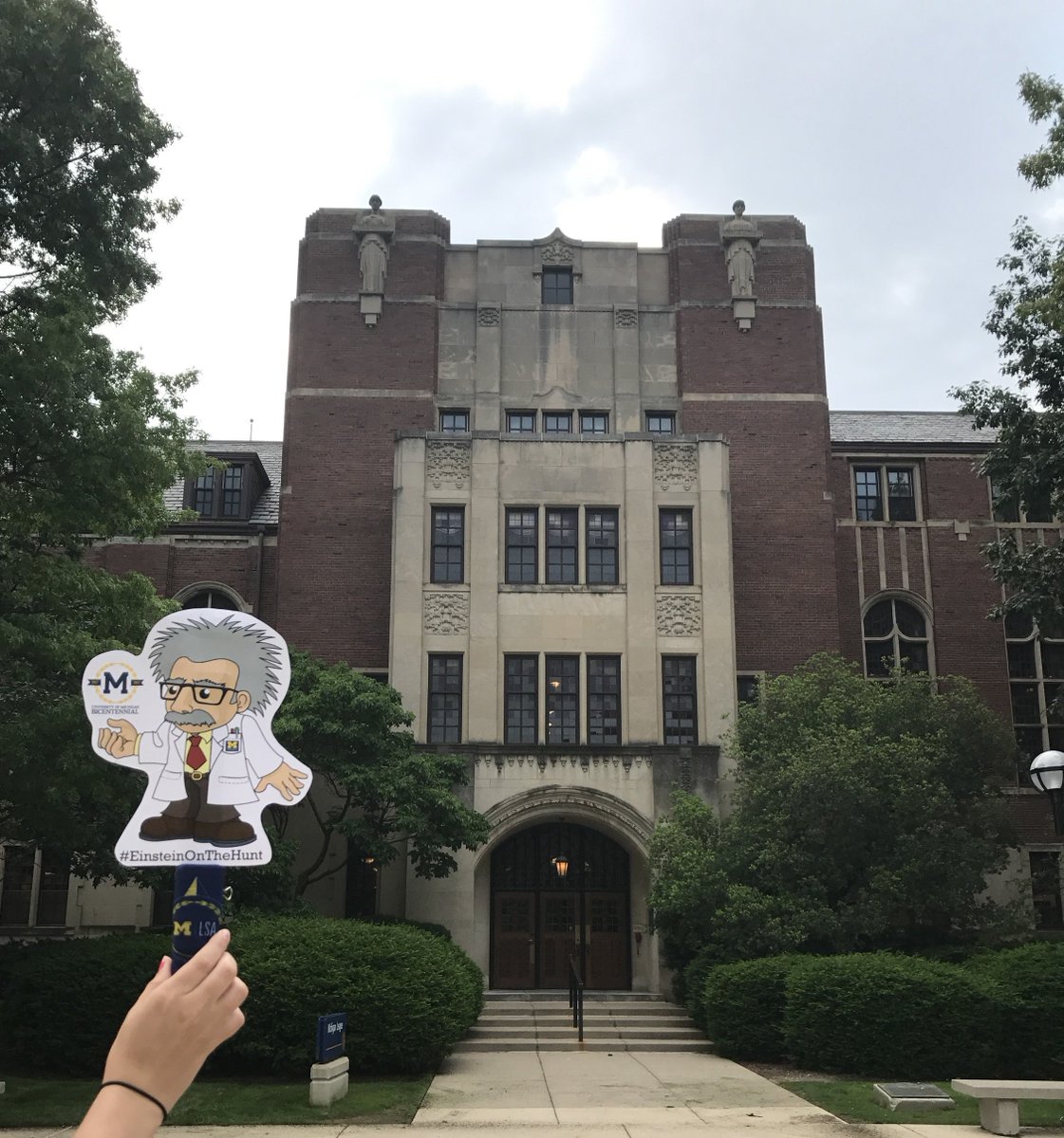 UmichPhysics's tweet photo. #47. "CHARACTER & FRIENDSHIP"
https://t.co/xgt4dtGmzU
The same architects designed the Union & League.
#Week6BSH #LSA200 #EinsteinOnTheHunt https://t.co/A8JwwYJtIW
