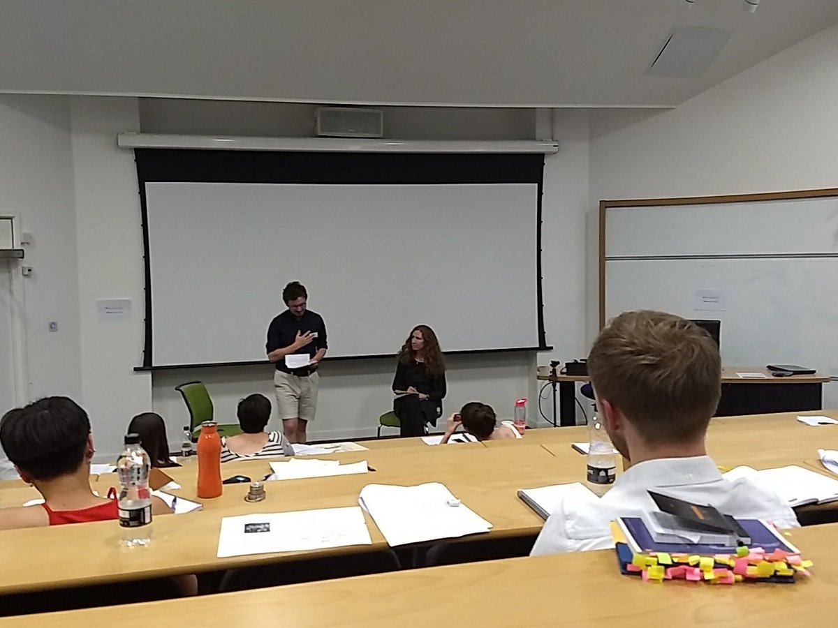 MovementCity17's tweet image. And now for our concluding keynote from Donna Stonecipher, introduced by @Ben_Hickman, Director of @Centre_ModPo. #MovementCity17