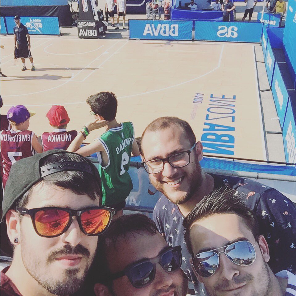 sk8salva's tweet photo. #NBAZoneBBVA @NBA @NBAspain 🏀day🏀💪🏻 https://t.co/1AHDxPNh9C