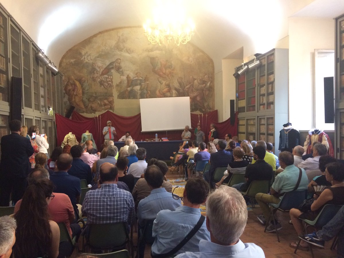 killermedia's tweet photo. #Sud e #Startup se ne parla ora con Pino Aprile a #Napoli
Vibrano le Corde di tutto il Meridione https://t.co/YcXjiz76O5