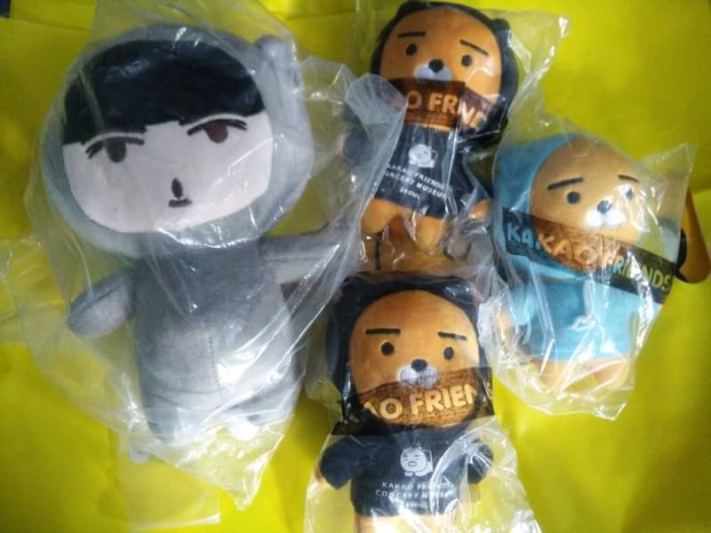 BluefloralStuff's tweet photo. พร้อมส่งจ้า(พรีจีน)ลงราคาด้านล่างเน้อ
#ไรอัน #ตุ๊กตาไรอัน #ฮุนฟอก #ตามหา #ไรอันฮู้ดฟ้า #ไรอันพร้อมส่ง #ryan #hunfox #sehun #kakaofriend https://t.co/GhT88TInub