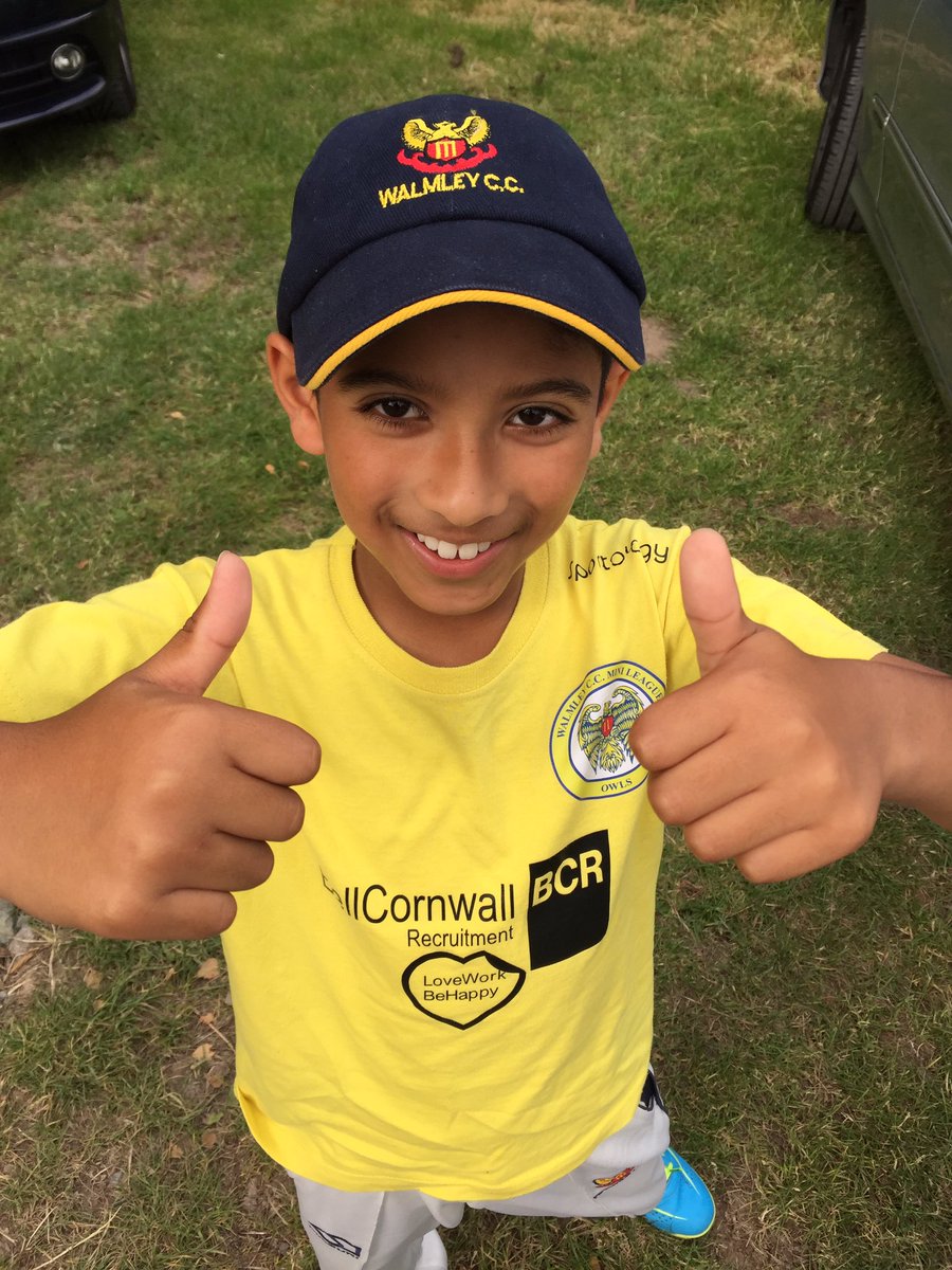 Arun_Kalsi_iii's tweet photo. Friday night Mini-League at Walmley CC. Aiming for 3 wins from 3. https://t.co/Yo0ztbYUDi