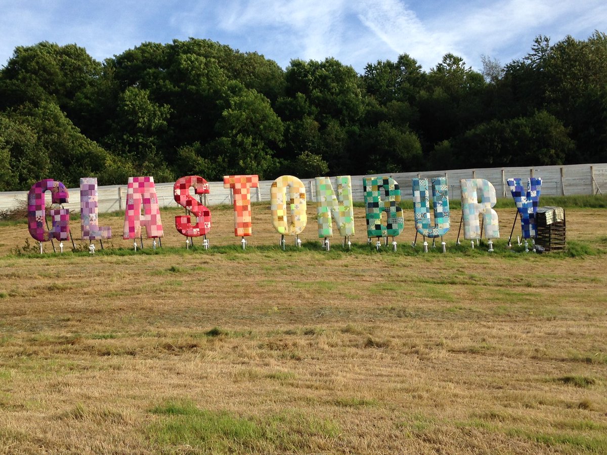crate_coffee's tweet photo. Hi Crate customers see you in two weeks, will post some Glasto pics for you on here ...missin u already!! #EmilyInCharge https://t.co/32OeFhxPsq