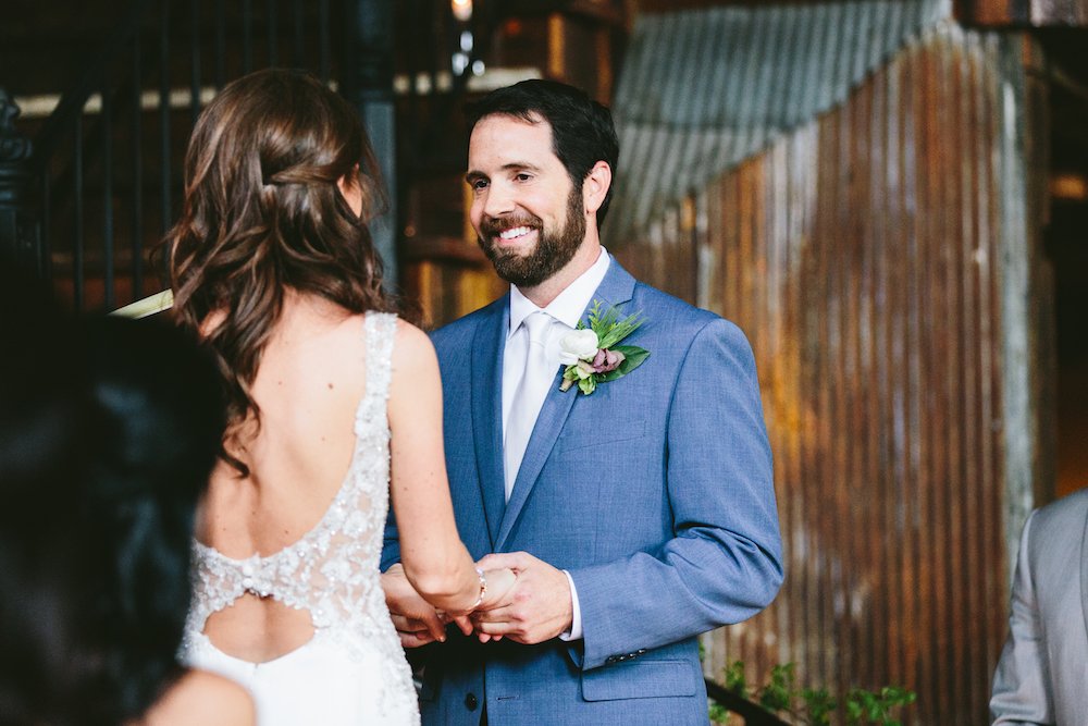 #fbf to our #featured wedding couple, Danielle and Ben! Read more about their big day and view pictures: ow.ly/zaE630cECWE