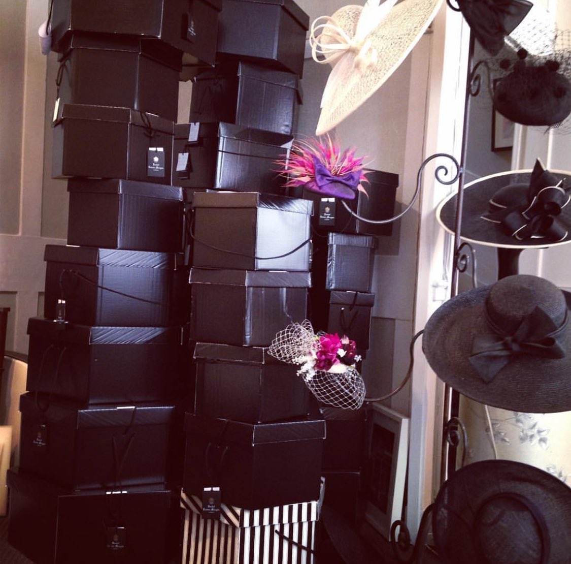 millinery hat boxes