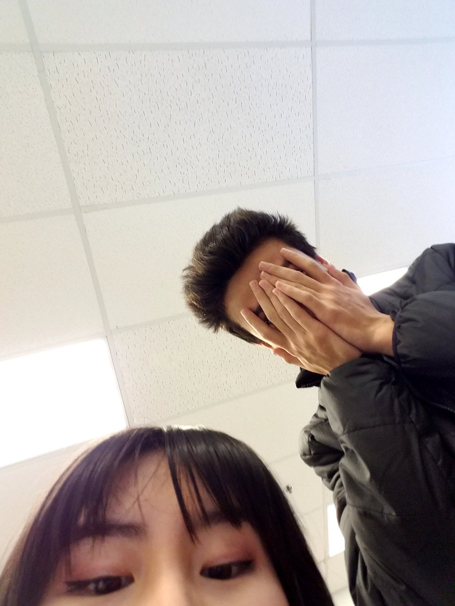 macsafii's tweet photo. Happy birthday Trish!!!! 🎉🎉🎉 I hope you're having a great day ilysm ❤❤ #milly #rock #slapbox #fiveclasses @HoangTrish https://t.co/Rkp6Diboo9