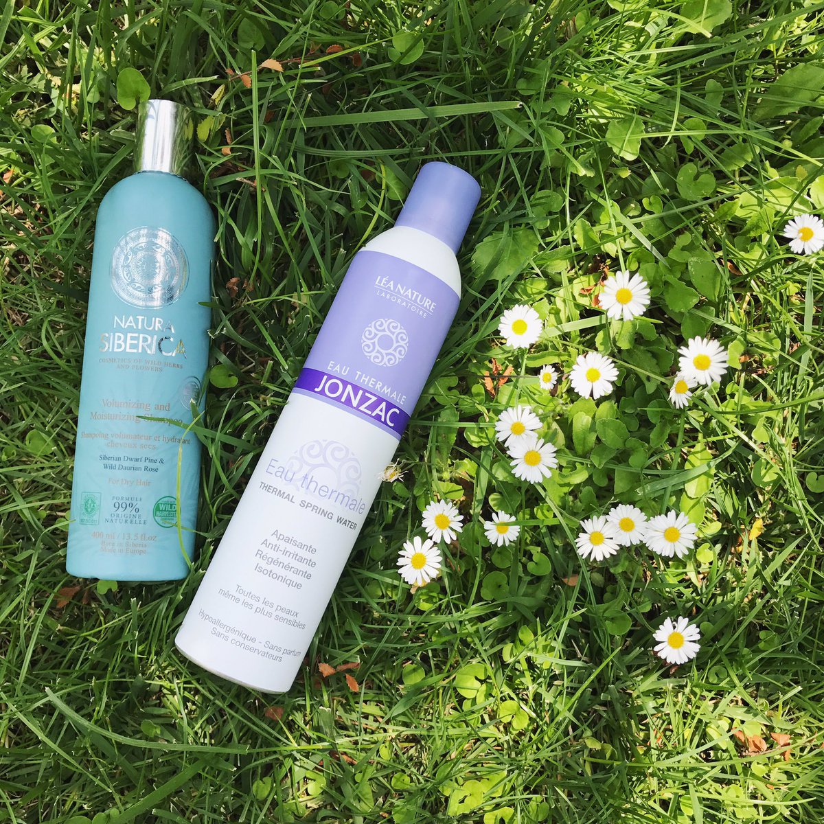 OrigamiBioBlog's tweet photo. Oggi un po' di #shoppingbio al supermercato! #acquatermale di #jonzac e #shampoo di #naturasiberica #origamibio https://t.co/KId4RHU333