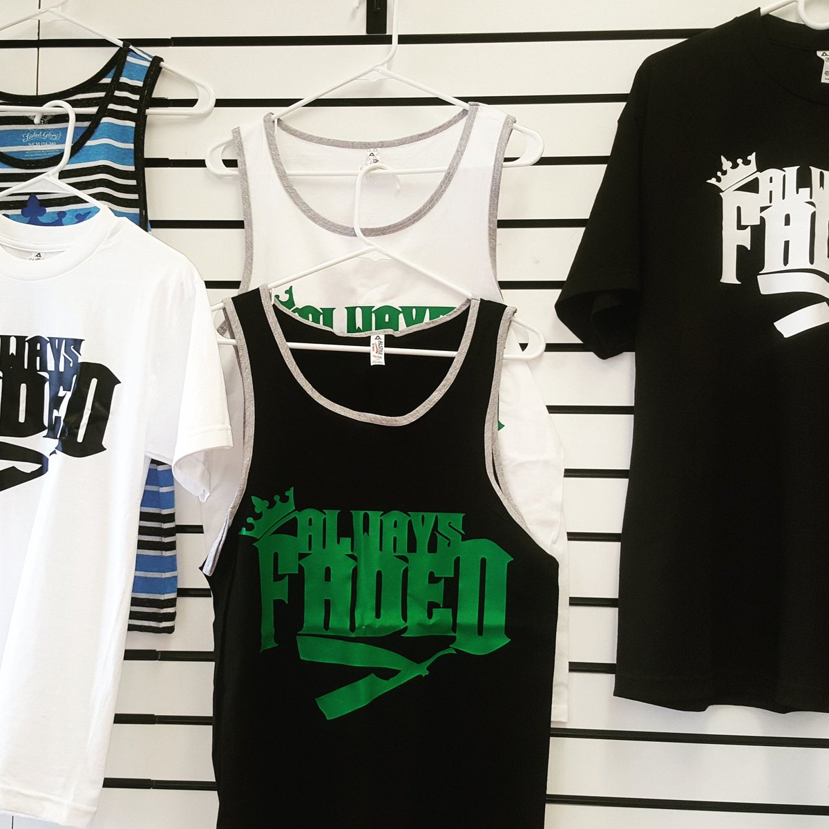 TheHookupFam's tweet photo. Weekend is here stop by for a Fresh Fade and T shirt Need tickets for some Computer Love we got you ZAPP BAND JUNE 23RD KNITTINGFACTORYBOISE https://t.co/TBU4l1PMi5