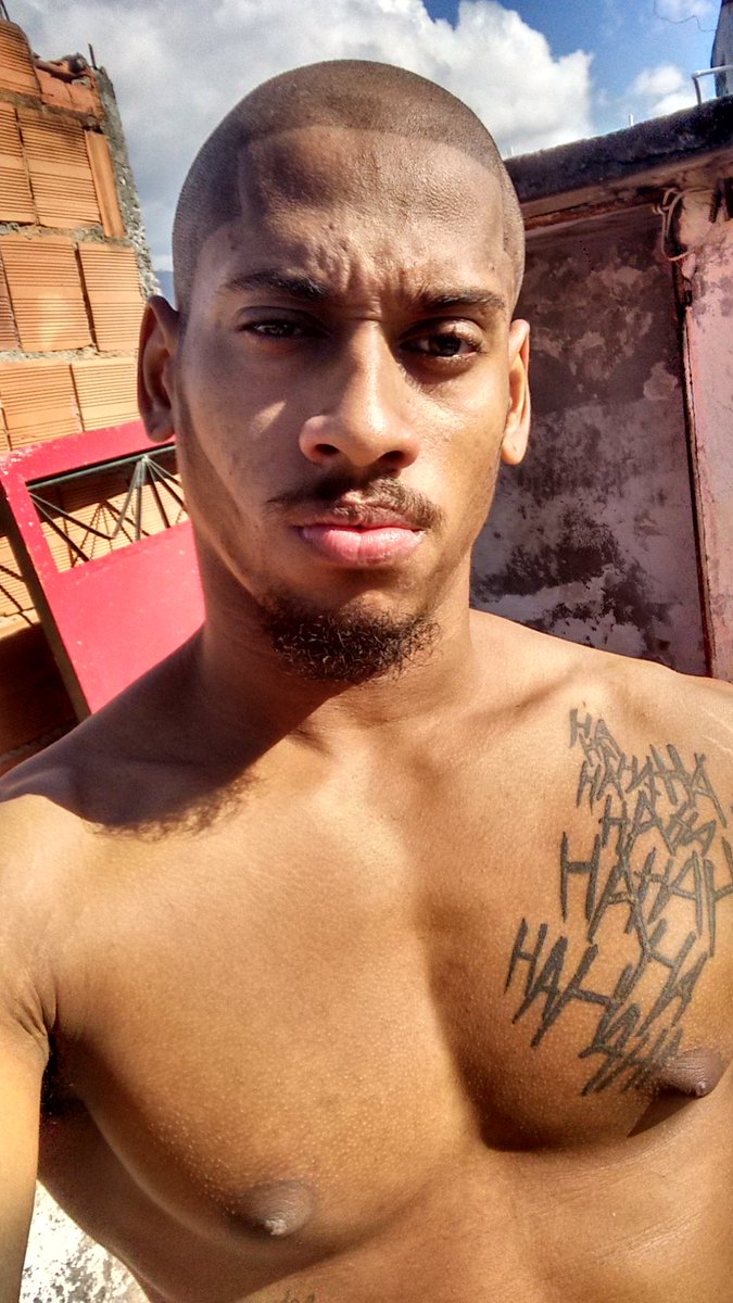 DBlackChel's tweet photo. Sextou fml 👌
#ModelBR #Negro #Tattoo https://t.co/zN2XKTZZqt