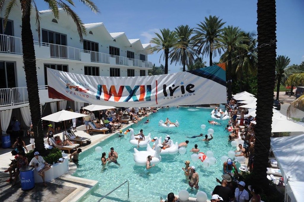 irieweekend's tweet photo. Our friends at #ElectLifestyle are making sure your stay in Miami Beach during #IWXIII is nothing but ๐ฏ! ๐ #YourKeyToTheWorld https://t.co/UrPbE1PaDs