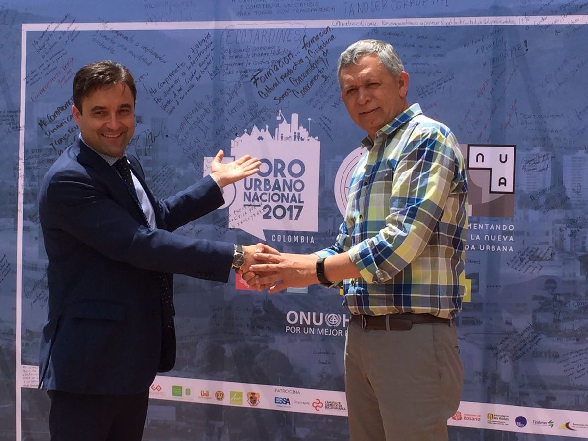 RectorUIS's tweet image. ¡Gracias totales Roberto Lippi @OnuHabitatCol! siempre bienvenidos a nuestra @UIS la academia, la industria y el Estado trabajando juntos