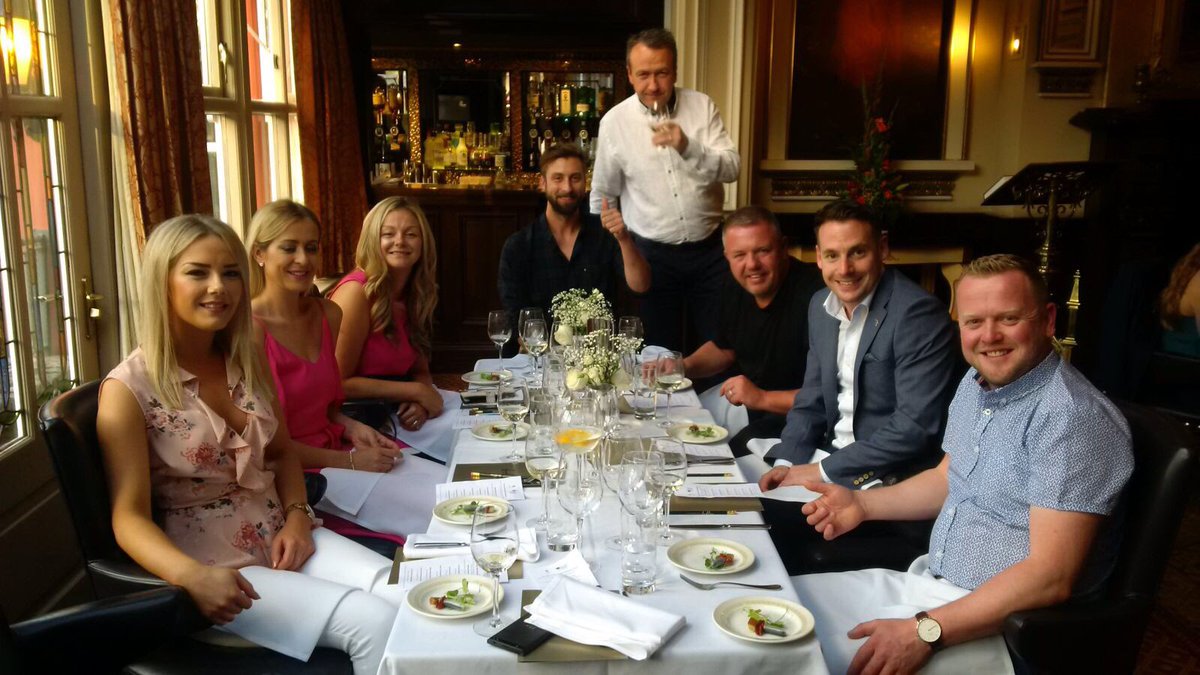 unitedwines's tweet photo. Thank you to Tim Dolan, Senior Winemaker @plwines &amp; @OldInn1614 for a fantastic evening of food and wine. A great night was had by all! https://t.co/JAlb2Ykzxc