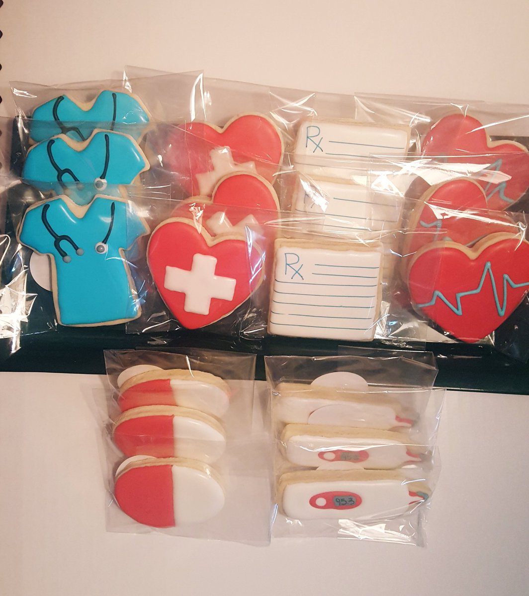 Rayningsweets's tweet photo. Nurse Cookies!
#rayningsweettreats #customcookies #sugarcookies #redcrosscookies #stethoscopecookies #heartbeatcookies #prescriptioncookies https://t.co/EinECU82ut