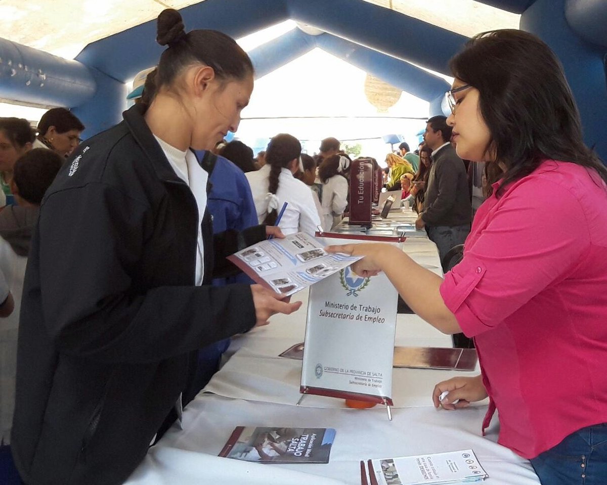 trabajosalta1's tweet photo. #Trabajo participa del #CAC en #RioPiedras #TrabajoEsInclusión https://t.co/TPqDQkAJ9l