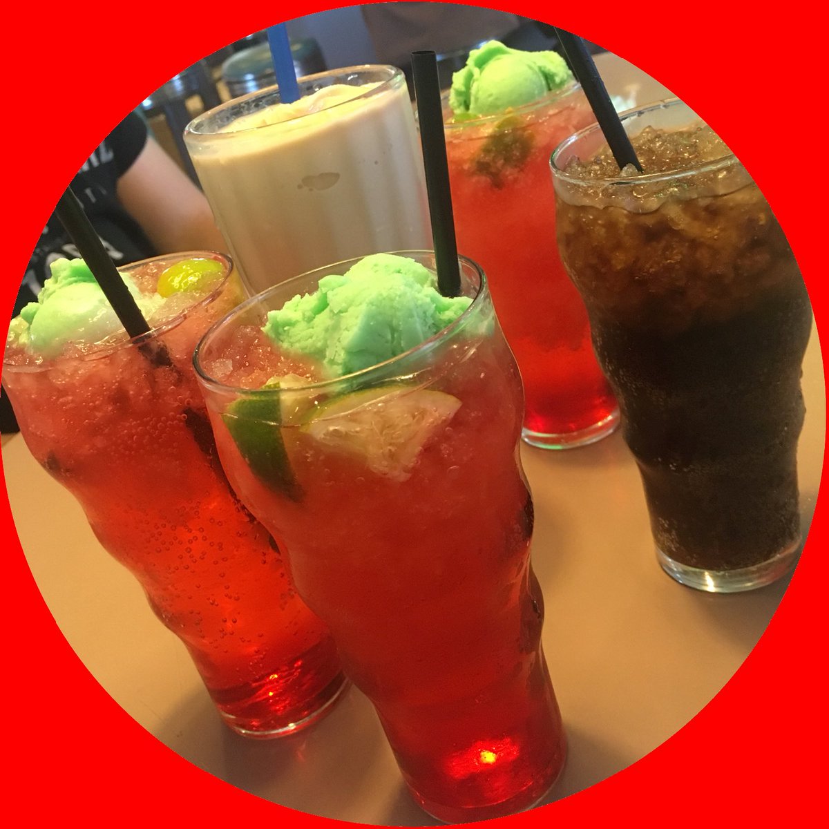 emptynestersat's tweet photo. #EmptyNesterSaturday is looking forward to a great weekend! Join us-we're having fun! #weekend https://t.co/E6sGK3YvVK