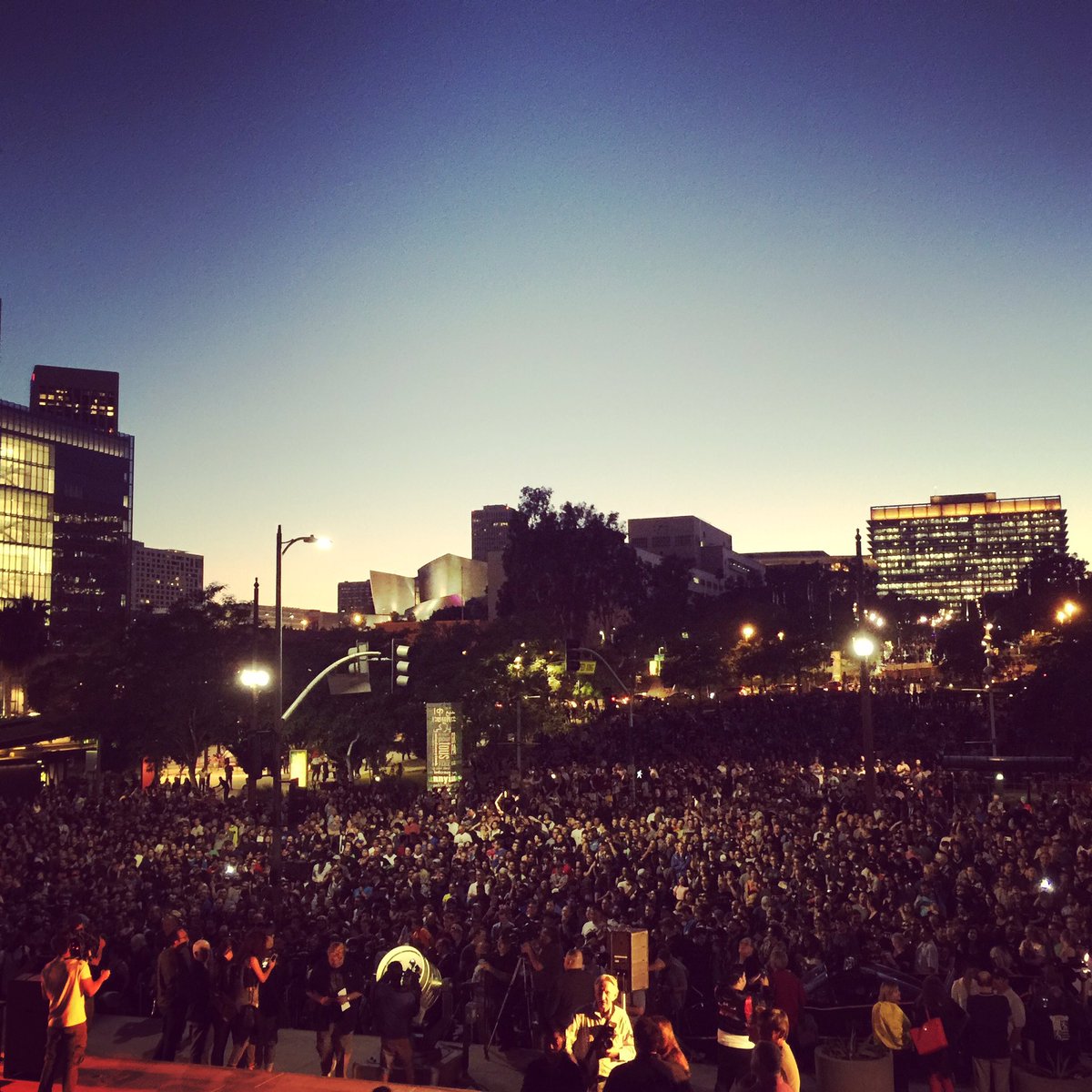 therealadamwest's tweet photo. Over 12,000 of you showed up to pay tribute. The Bright Knight lives on ❤️ Thank you fans, @MayorOfLA @DCComics xo The West Family https://t.co/LAgvVQ6OIR