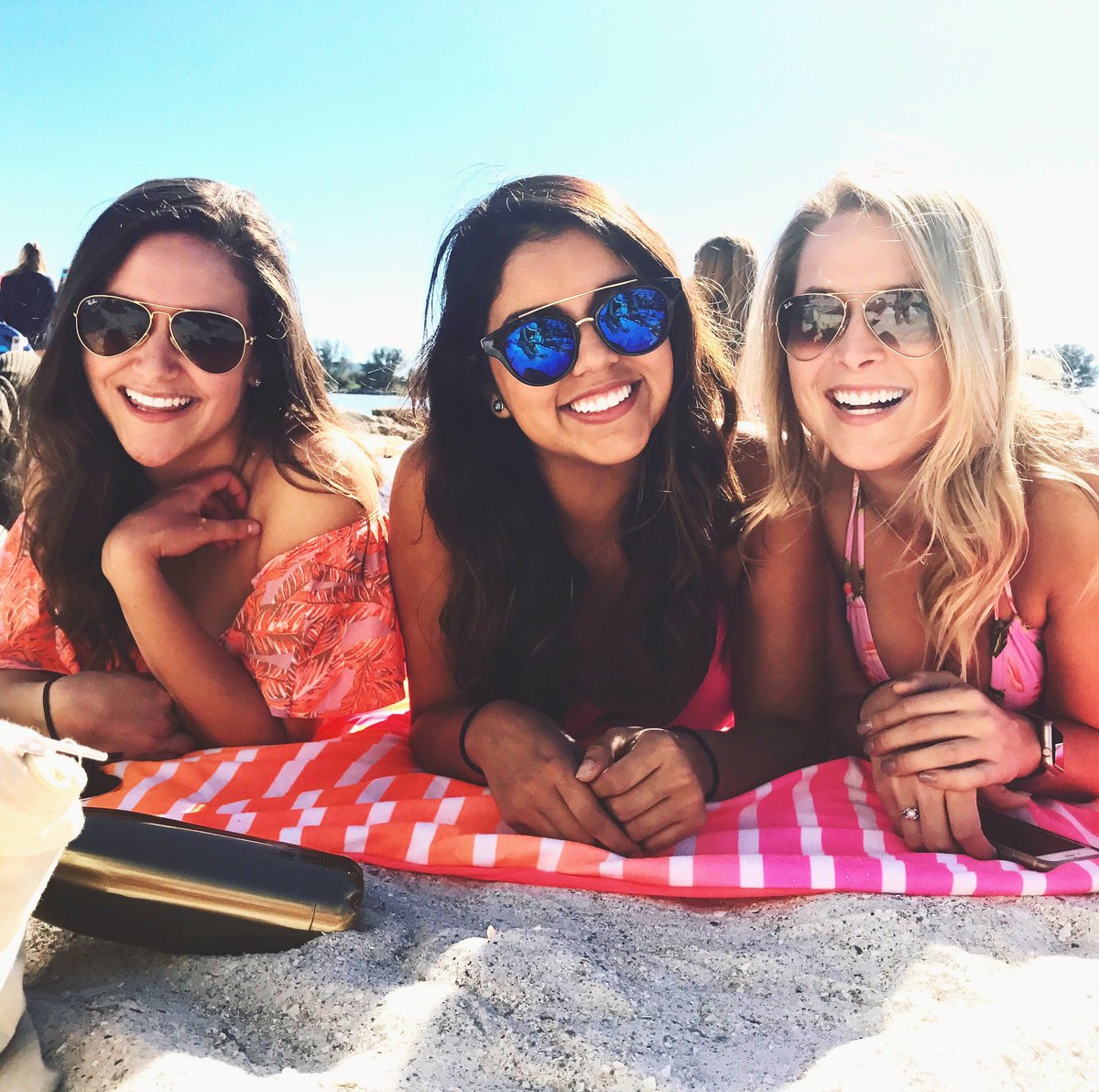 No summertime sadness here😊