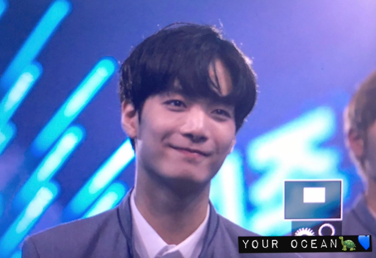 608jonghyun's tweet photo. you deserve the world! :D so let's step ahead!!!! https://t.co/C2LZZv2E8e