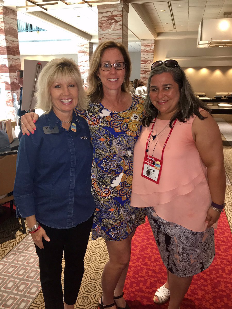 lzertuche's tweet photo. Always ♥️ getting 2 see my doctoral Baylor buddies & look forward to next time!♥️u @shughes321 @BelindaKNeal @TEPSAtalk #TEPSA100 #tepsa2017 https://t.co/5aG4VMOuMO