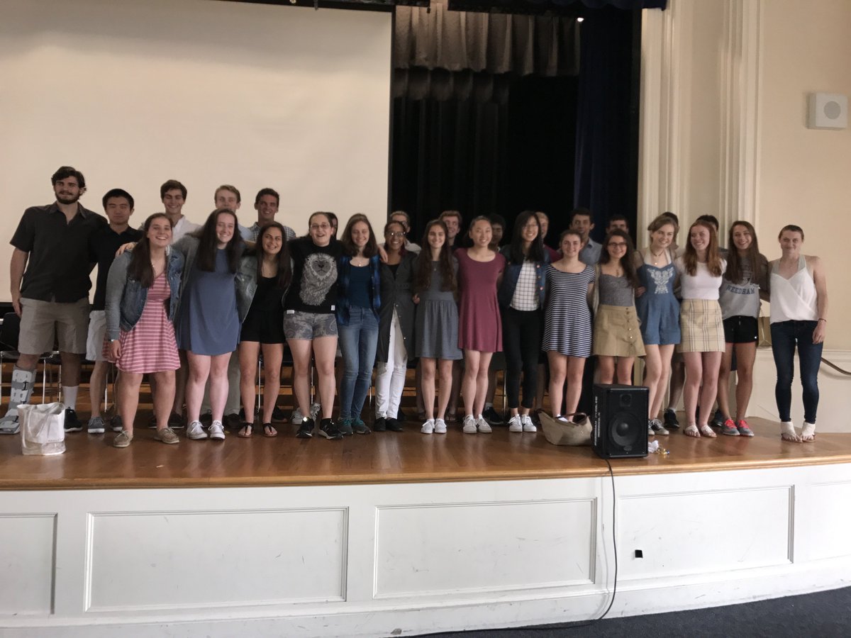 NHS_GLO's tweet photo. Congrats to the 2017 Junior Book Award recipients. #GoRockets https://t.co/4Xe4Um9UDE