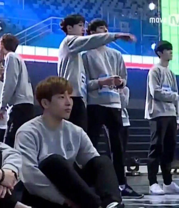 __tonnooyy's tweet photo. จะอีกกี่ 10 สิบปี สัญญาว่าจะรอโมเม้นของซอนโฮและควานลินต่อไป https://t.co/kAh4RJVCby