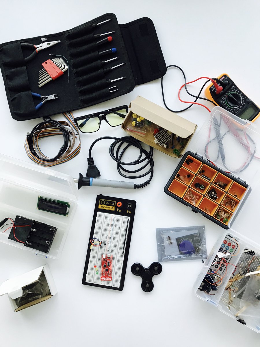 flashbeingcom's tweet photo. #Thunderstorm is a breakthrough IoT device.
#connectedweb #workinprogress https://t.co/ab5mFFtJak