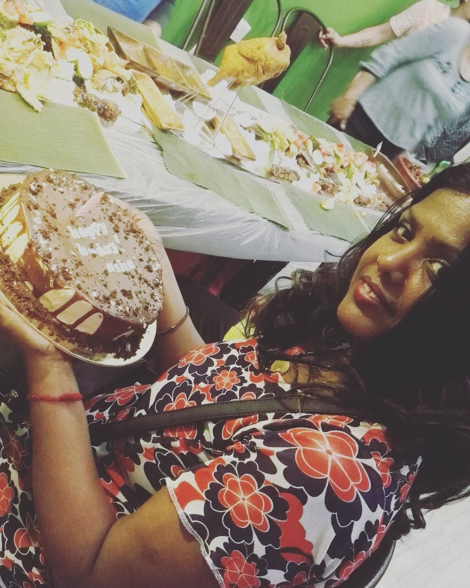 BHousephkuwait's tweet photo. ATM...
HAPPY BIRTHDAY
#kamayan na!
Thank dara pining...
#dito@homeka https://t.co/IxTYIWwUT6