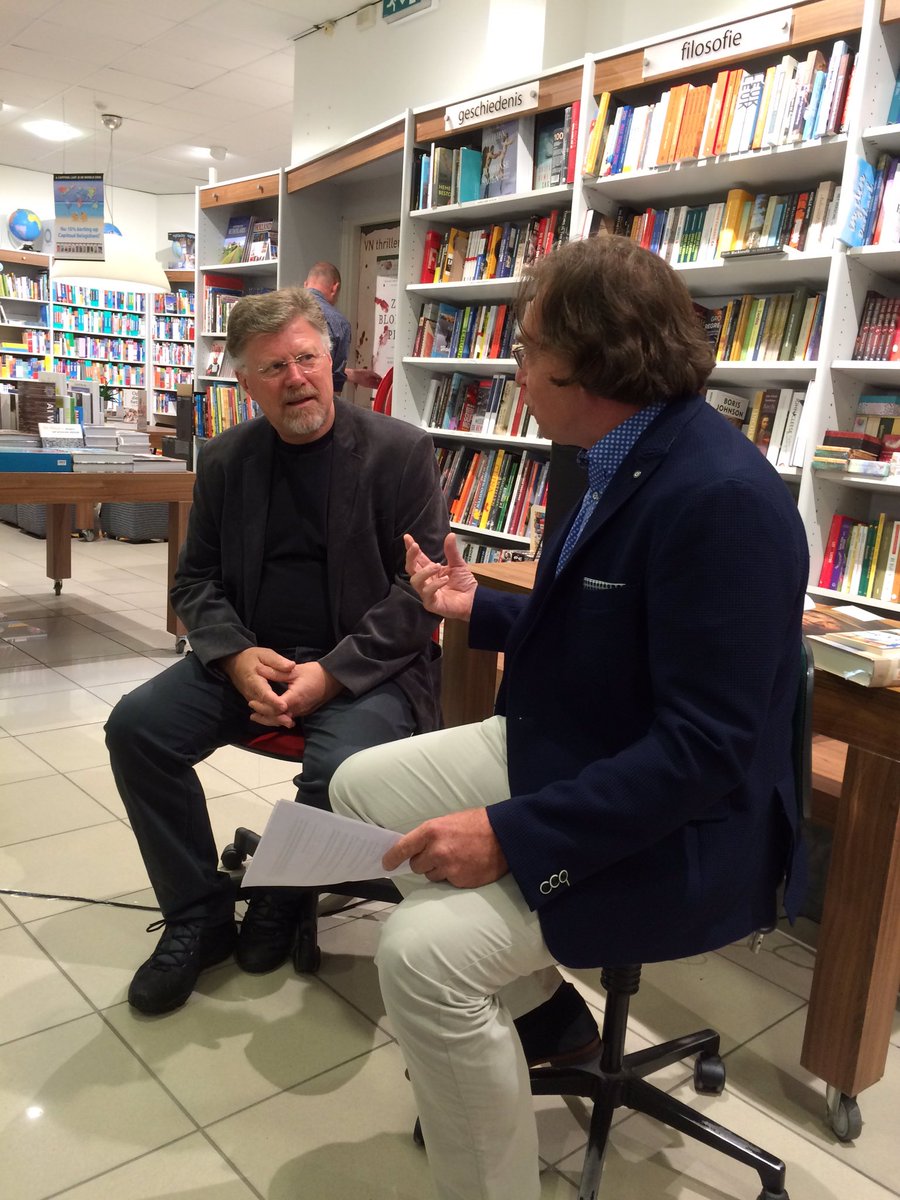 Het bezoek van <a href="/MeyerDeon/">Deon Meyer</a> aan Hoorn was geslaagd! Het interview met <a href="/AdGeerdink/">Ad Geerdink</a> en de rondleiding in het WF museum ook. Heb jij Koorts al?