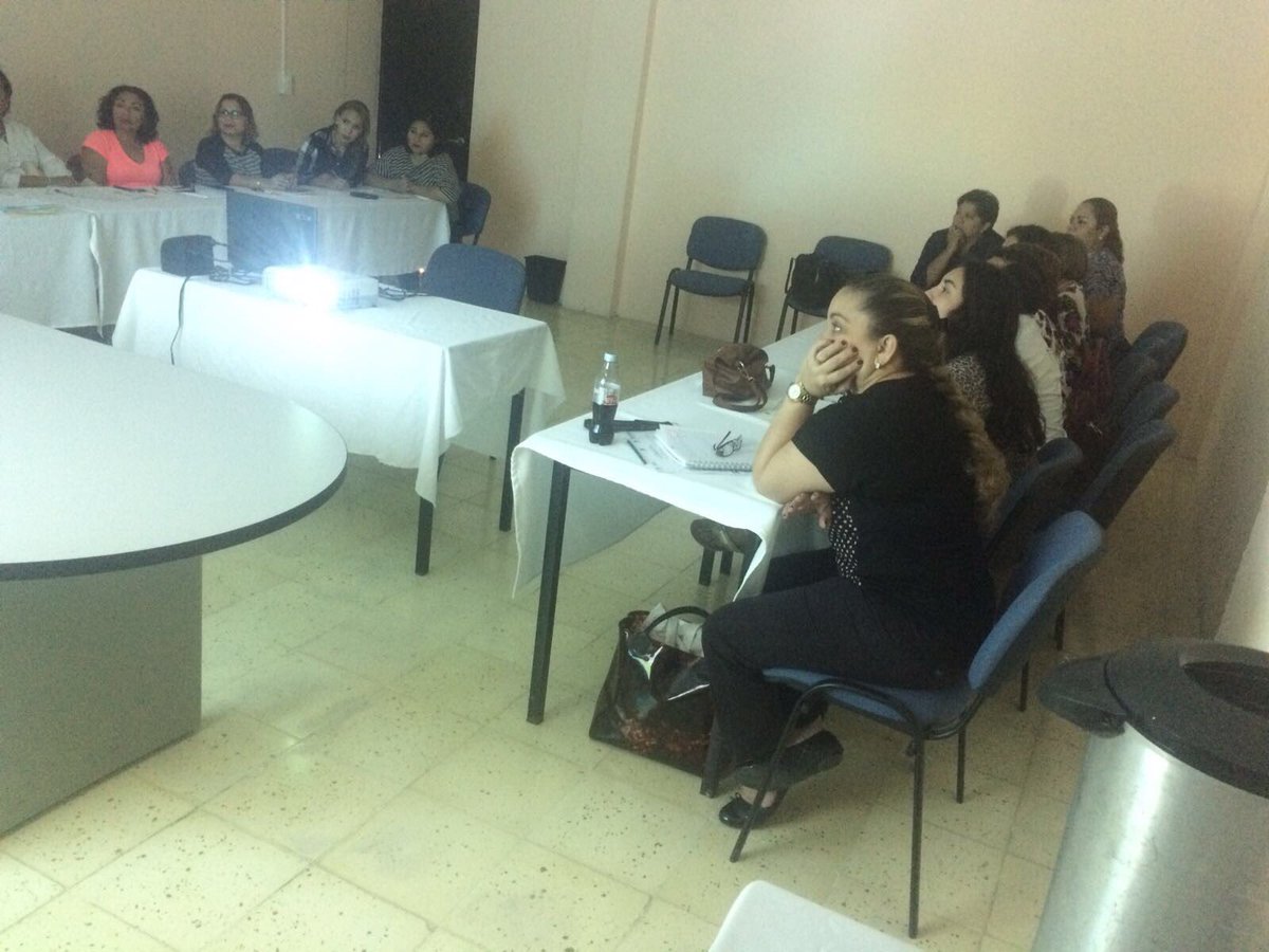 MiPortalQRoo's tweet photo. Personal de la Rep. de Q. Roo. en Yucatán recibió un curso para depurar y organizar sus archivos #GobiernoTransparente... @CarlosJoaquin https://t.co/Z1xBslqiZj