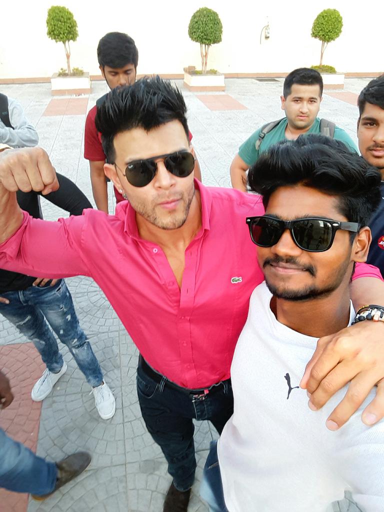 samirsayyed__'s tweet photo. My Hero Big BrO Bollywood Actor India's Fitnessic⭕n @iSahilKhan
#SahilKhan #SamirSayyed #TeamHunk #RealBodyPower #WeRiseByLiftingOthers https://t.co/40FvlWFpRN