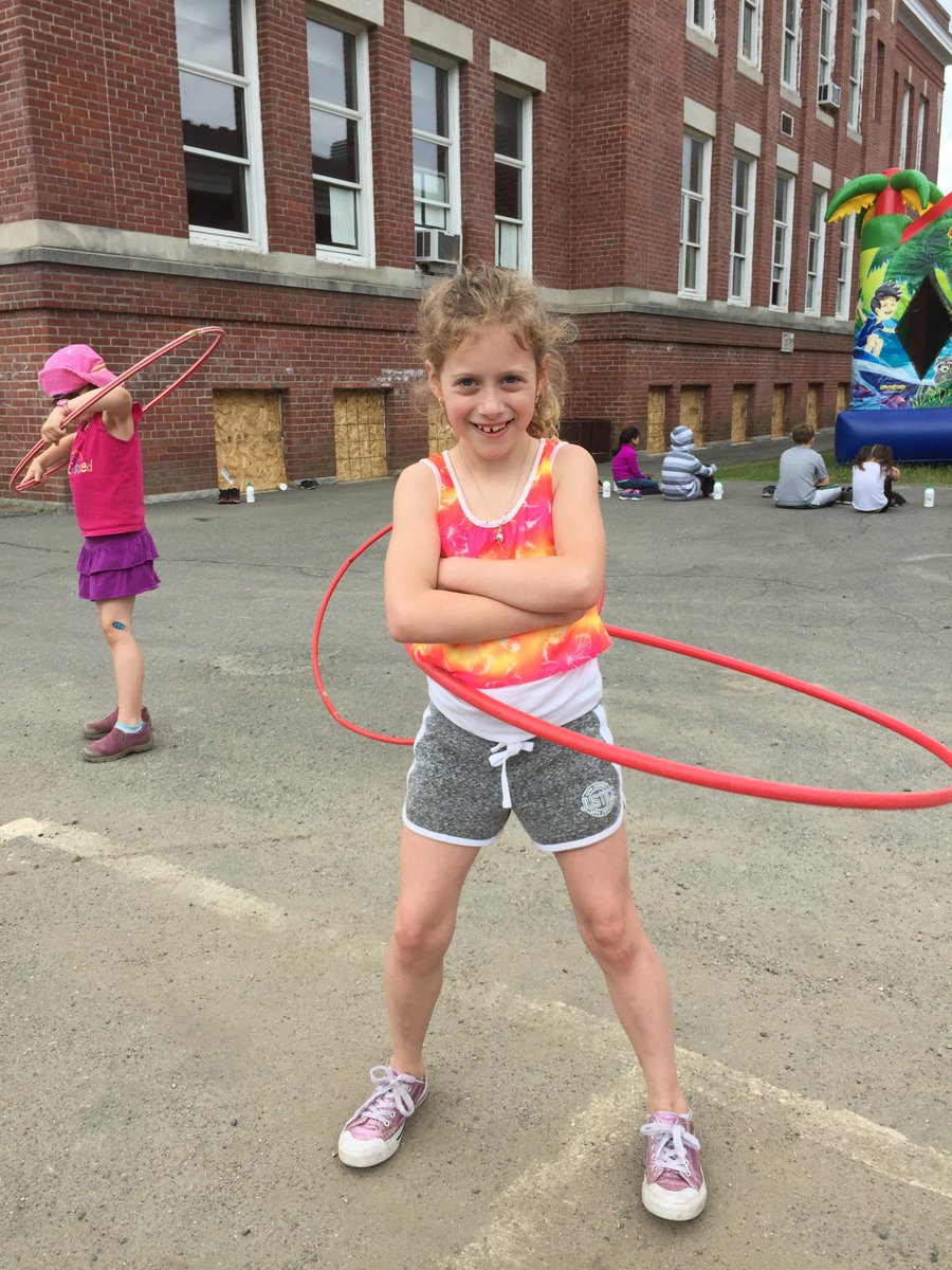 fsstechgps's tweet photo. Field day fun at Federal Street! #gpsk12ma

@Super_GPS @nanput1 https://t.co/q6h7Ly8NM2